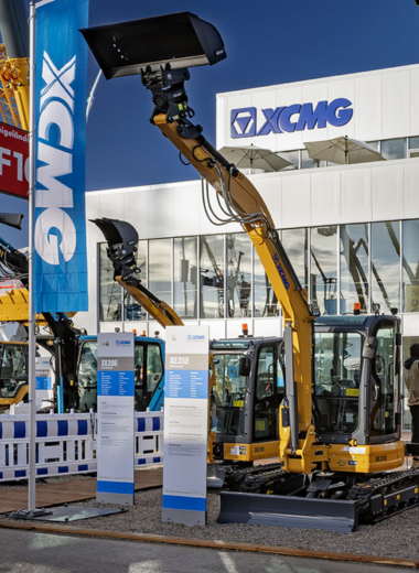 XCMG mini bager na sajmu građevinske opreme